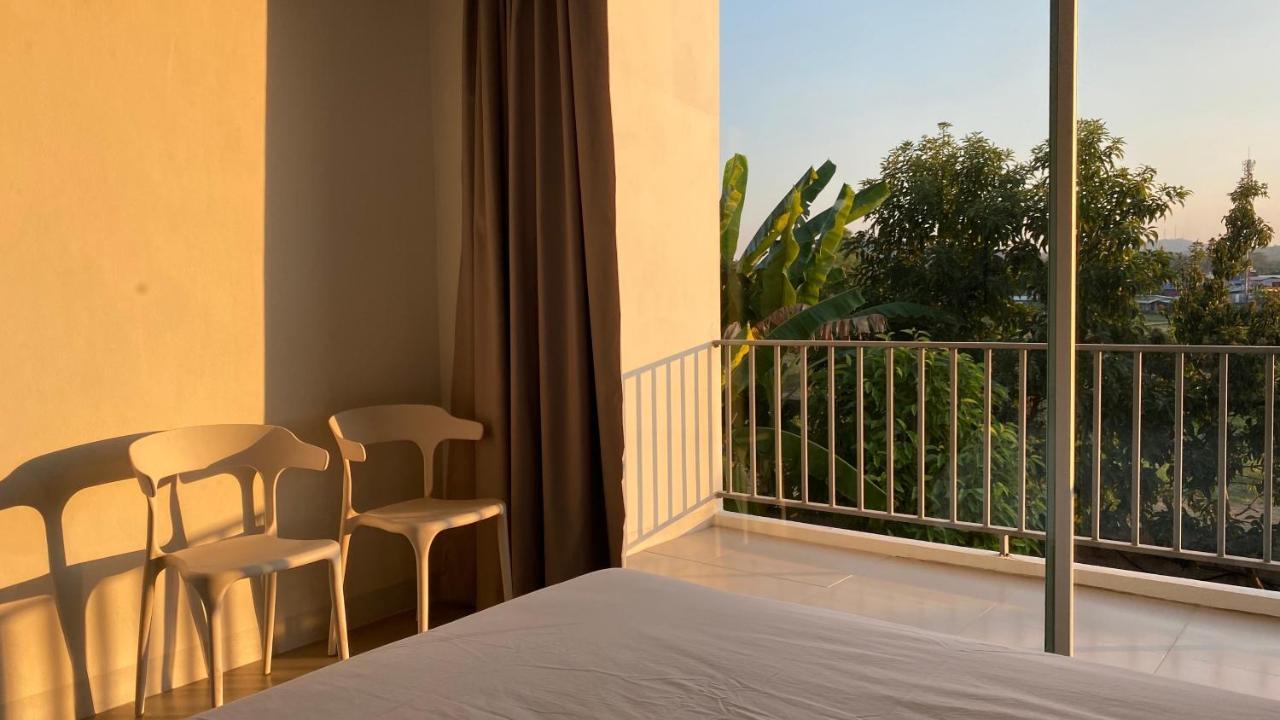 Baan Thammada Bed & Breakfast Нан Екстериор снимка