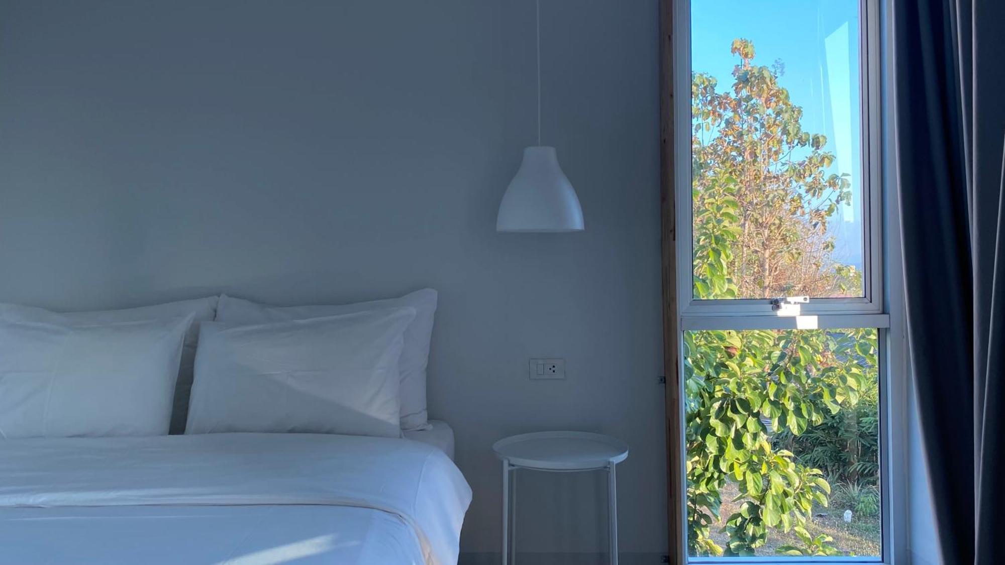 Baan Thammada Bed & Breakfast Нан Екстериор снимка
